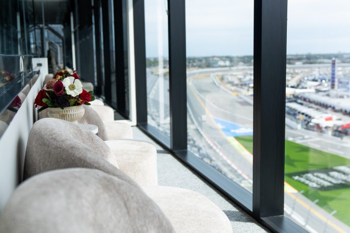 PRIVATE CLUB & PREMIUM VANTAGE POINT